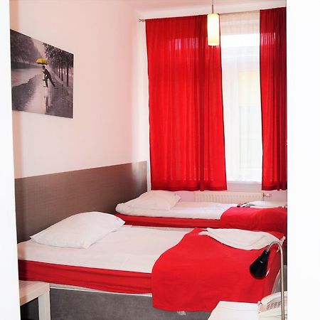 Hotel 키엘체 외부 사진